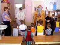 Працягваецца акцыя Святы Мікалай ідзе да дзяцей Працягваецца акцыя Святы Мікалай ідзе да дзяцей