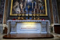      Ad limina Apostolorum  .   